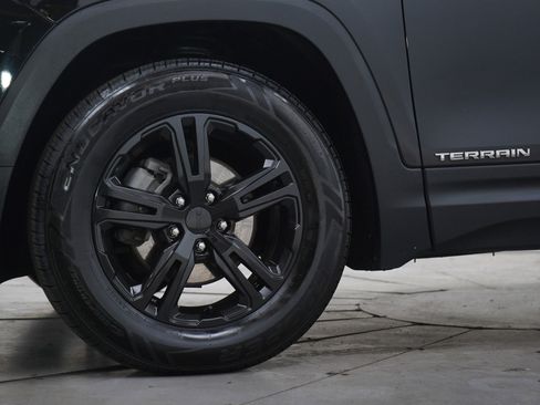 Used 2020 GMC Terrain SLE w/ Driver Convenience Package AWD/4WD image 27
