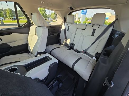 New 2026 Honda Pilot EX-L image 15