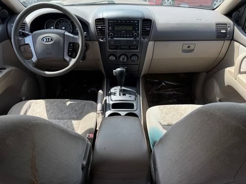 Used 2007 Kia Sorento 4WD image 10