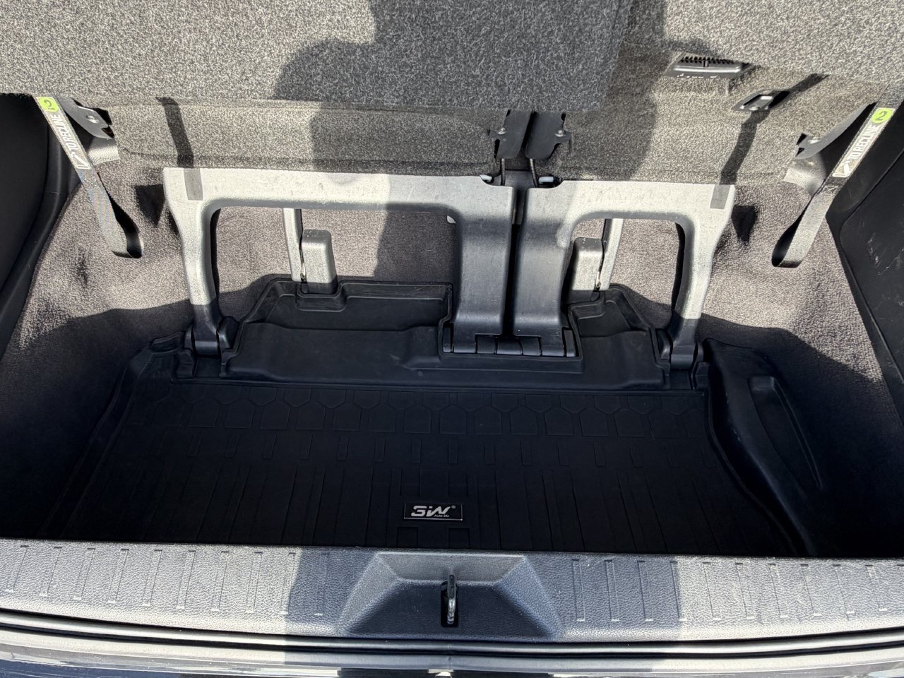 Used 2025 Toyota Sienna XSE w/ XSE Premium Package AWD/4WD image 30