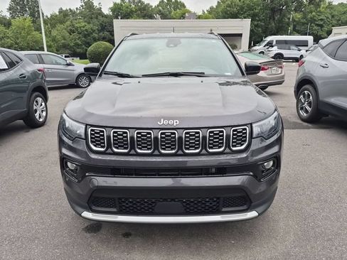 Used 2024 Jeep Compass Limited AWD/4WD image 8