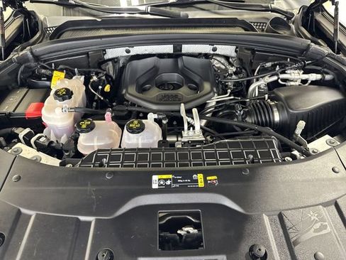 Used 2023 Jeep Grand Cherokee 4WD 4xe w/ Luxury Tech Group II image 33