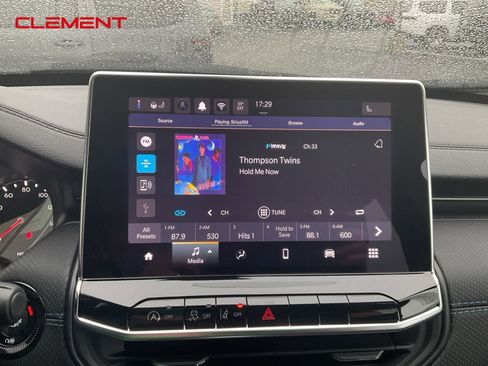 New 2026 Jeep Compass Latitude image 9