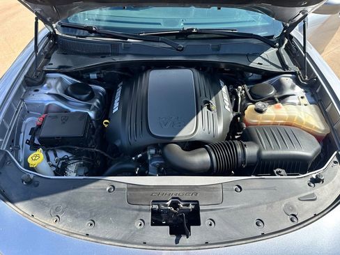 Used 2018 Dodge Charger R/T image 10