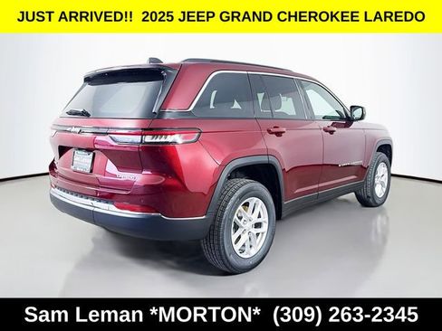 New 2025 Jeep Grand Cherokee Laredo w/ Luxury Tech Group I image 7