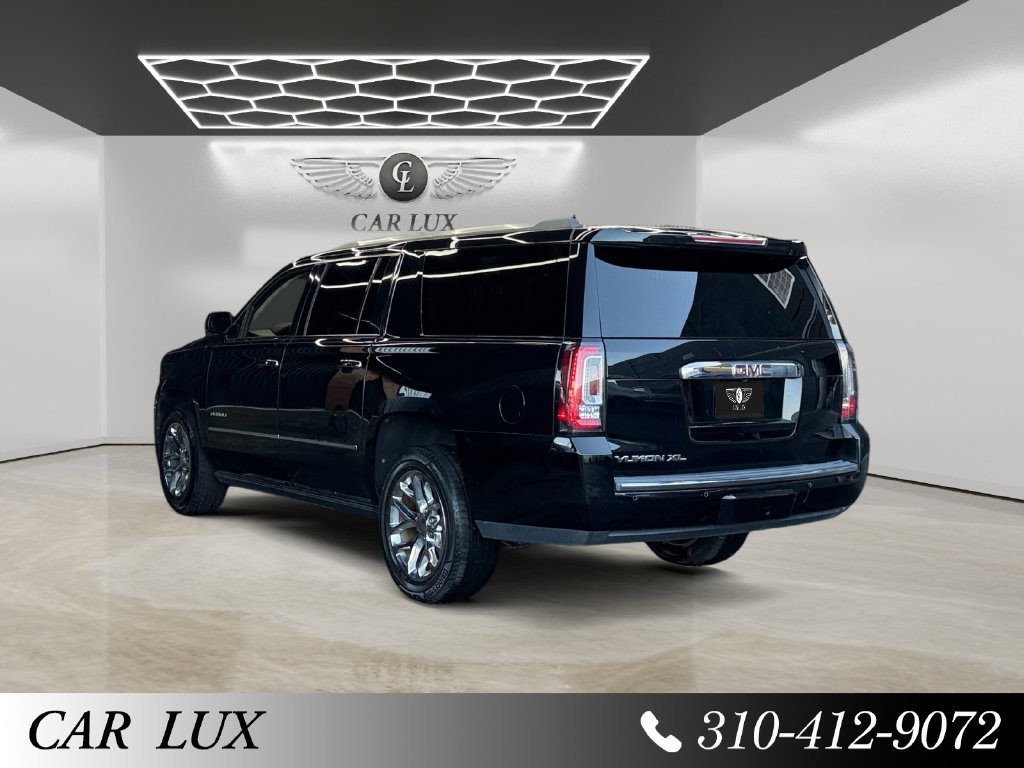 Used 2019 GMC Yukon XL Denali w/ Open Road Package RWD image 3