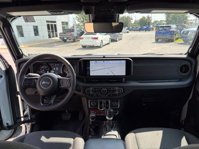 Used 2024 Jeep Wrangler Unlimited Rubicon w/ Technology Group AWD/4WD image 24