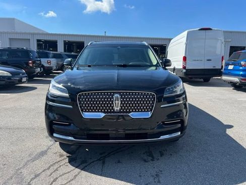 Used 2024 Lincoln Aviator Reserve AWD/4WD image 12