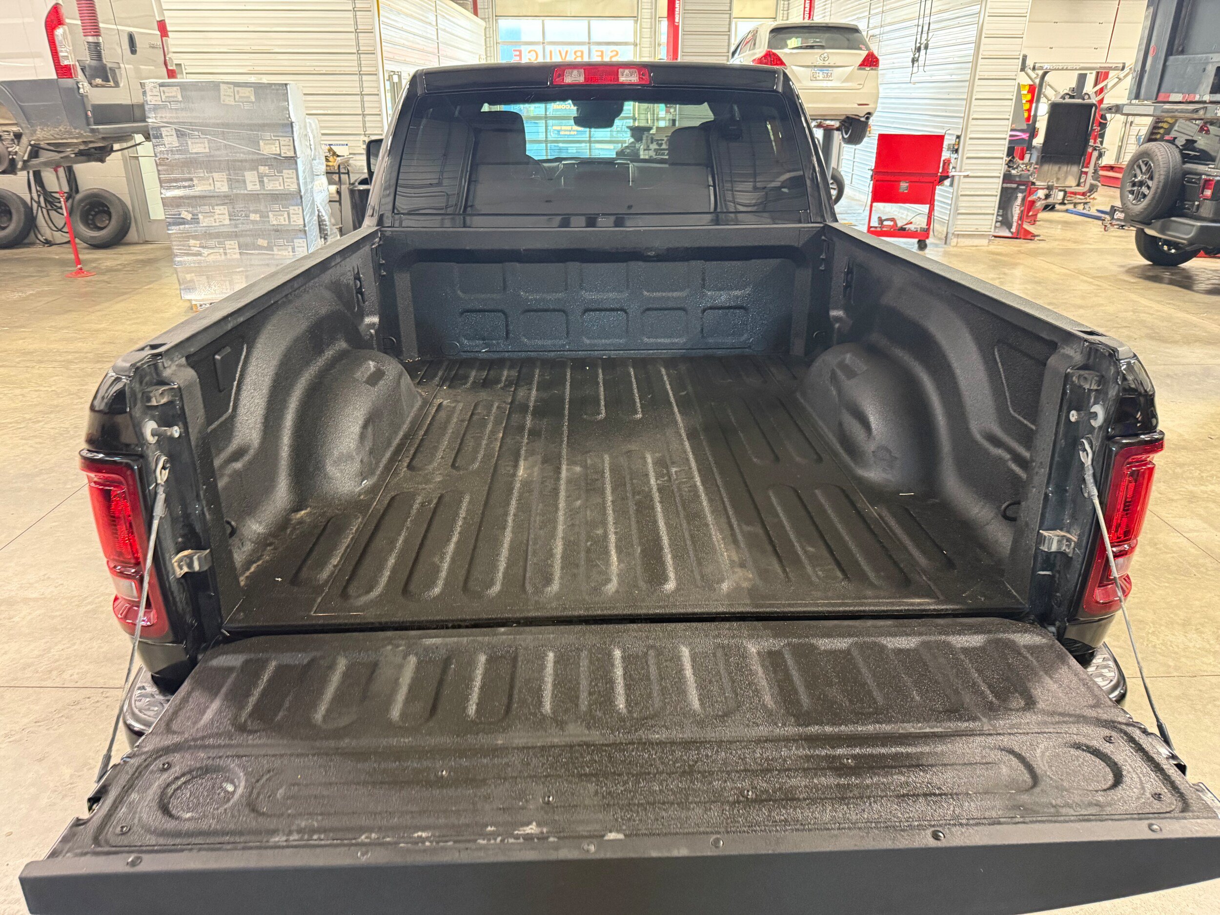 Used 2026 RAM 2500 Big Horn AWD/4WD image 23