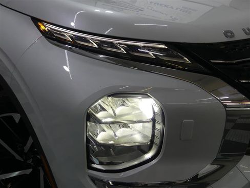 Used 2024 Mitsubishi Outlander SE AWD/4WD image 14