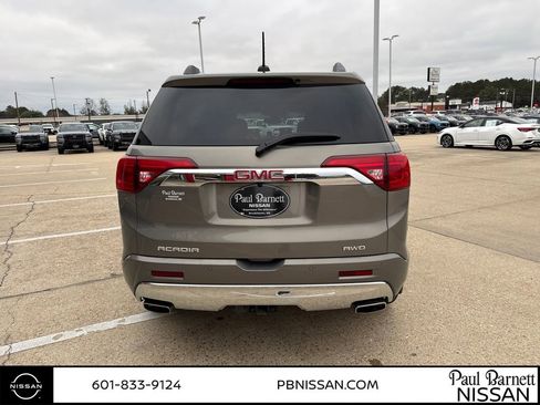 Used 2019 GMC Acadia Denali w/ Technology Package image 15