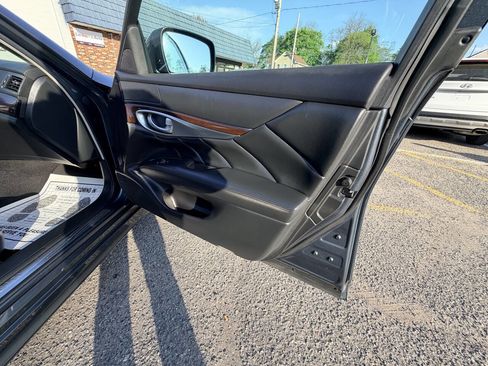 Used 2011 INFINITI M37 x w/ Premium Pkg image 8