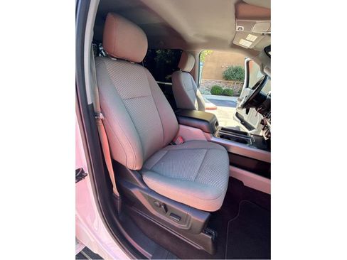 Used 2019 Ford F150 XLT w/ Equipment Group 302A Luxury AWD/4WD image 23