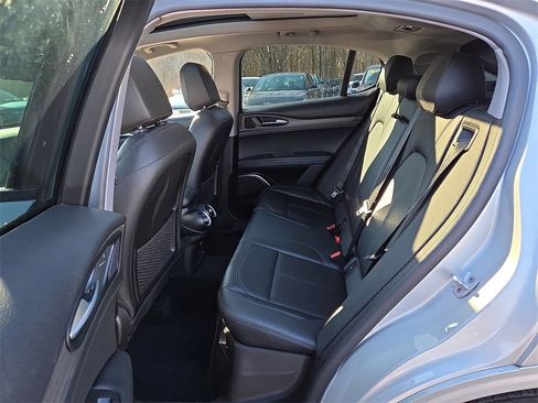 Used 2021 Alfa Romeo Stelvio Ti w/ Nero Edizione image 11