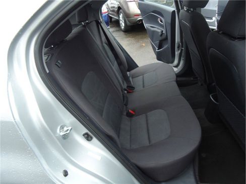 Used 2016 Kia Rio LX image 13