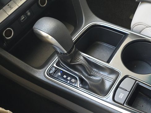 Used 2019 Hyundai Sonata SE FWD image 21