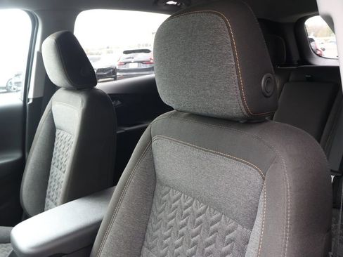 Used 2024 Chevrolet Equinox LT w/ LPO, Floor Liner Package image 33