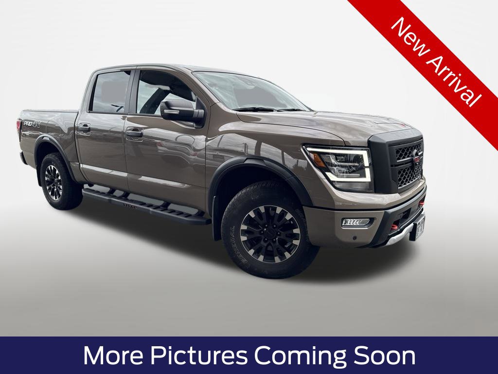 Used 2022 Nissan Titan PRO-4X w/ Pro-4x Convenience Package AWD/4WD image 1