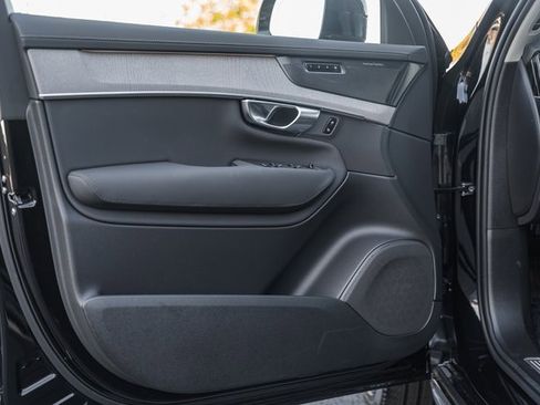 New 2026 Volvo XC90 B6 Ultra w/ Protection Package image 31