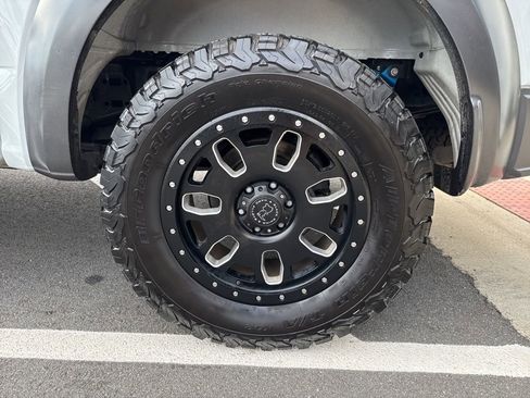 Used 2017 Ford F150 Raptor w/ Equipment Group 802A Luxury image 10