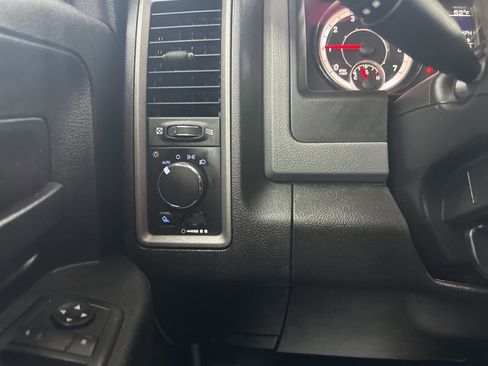 Used 2018 RAM 2500 Tradesman w/ Popular Equipment Group image 38