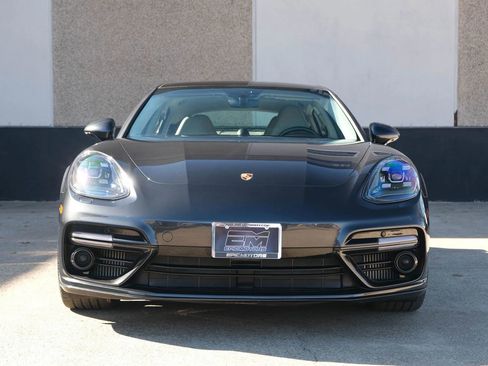 Used 2017 Porsche Panamera Turbo w/ Carbon Fiber Interior Package image 2