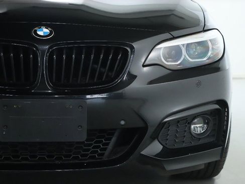 Used 2020 BMW 230i xDrive Coupe w/ M Sport Package AWD/4WD image 9