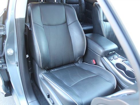 Used 2018 INFINITI QX60 AWD w/ Premium Plus Package w/ Premium Plus Package image 31