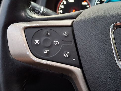 Certified 2019 GMC Acadia Denali w/ Technology Package AWD/4WD image 22