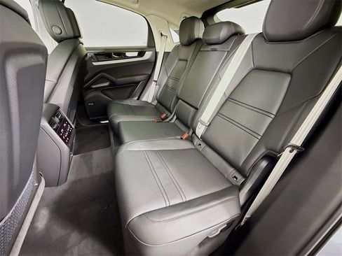 New 2026 Porsche Cayenne S image 24