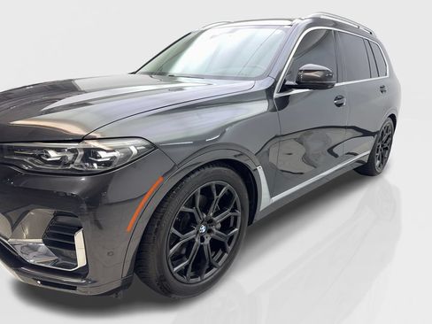 Used 2020 BMW X7 xDrive40i w/ Premium Package AWD/4WD image 11