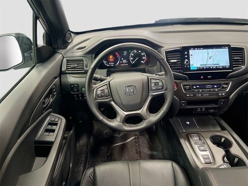 Used 2025 Honda Ridgeline TrailSport image 23