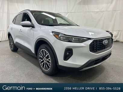 New 2025 Ford Escape SE w/ PHEV Premium Package