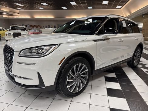 Certified 2023 Lincoln Corsair Reserve image 6