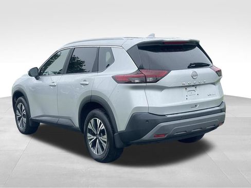 Certified 2023 Nissan Rogue SV w/ SV Premium B Package AWD/4WD image 5
