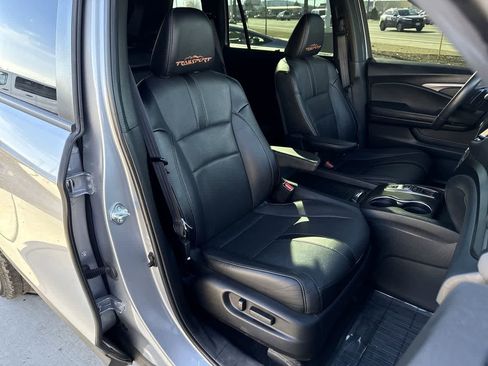 Used 2022 Honda Passport TrailSport image 14