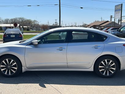Used 2017 Nissan Altima 2.5 SV