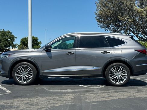 Used 2023 Acura MDX SH-AWD w/ Advance Package image 7