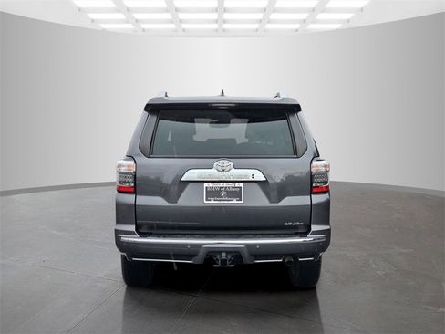 Used 2022 Toyota 4Runner Limited image 5