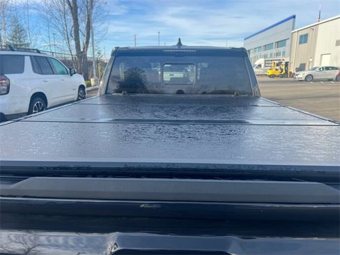 Used 2024 Toyota Tacoma TRD Off-Road image 17