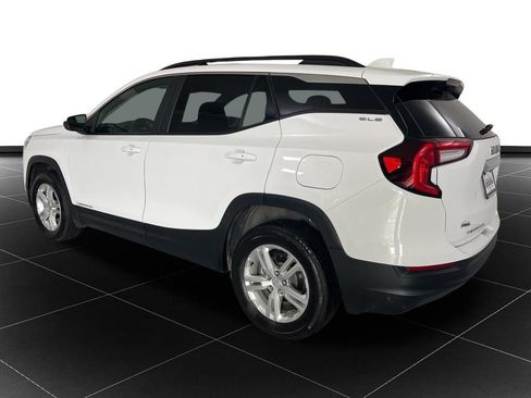 Used 2024 GMC Terrain SLE w/ Driver Convenience Package AWD/4WD image 3