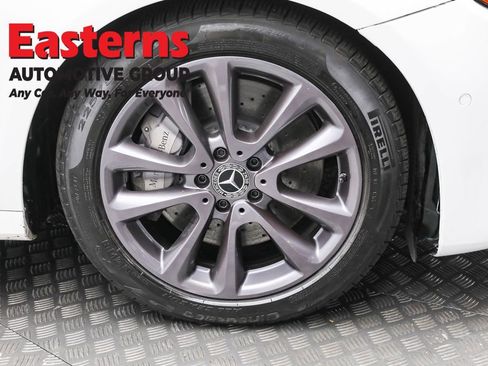 Used 2019 Mercedes-Benz E 450 4MATIC Sedan w/ Premium Package image 34