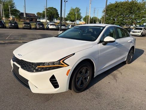 Used 2023 Kia K5 LXS FWD image 8