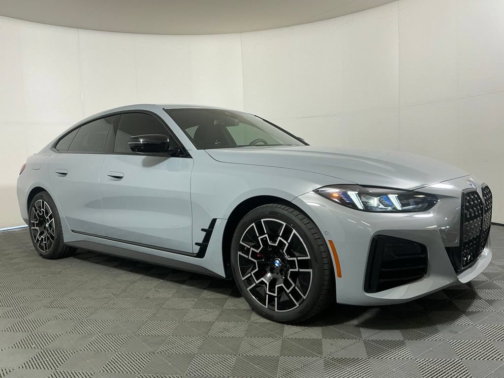 New 2026 BMW 430i w/ M Sport Package RWD image 4