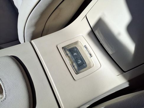 Used 2005 BMW Z4 2.5i image 31