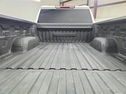 Used 2024 Chevrolet Silverado 1500 Custom Trail Boss w/ Realtree Special Edition image 38