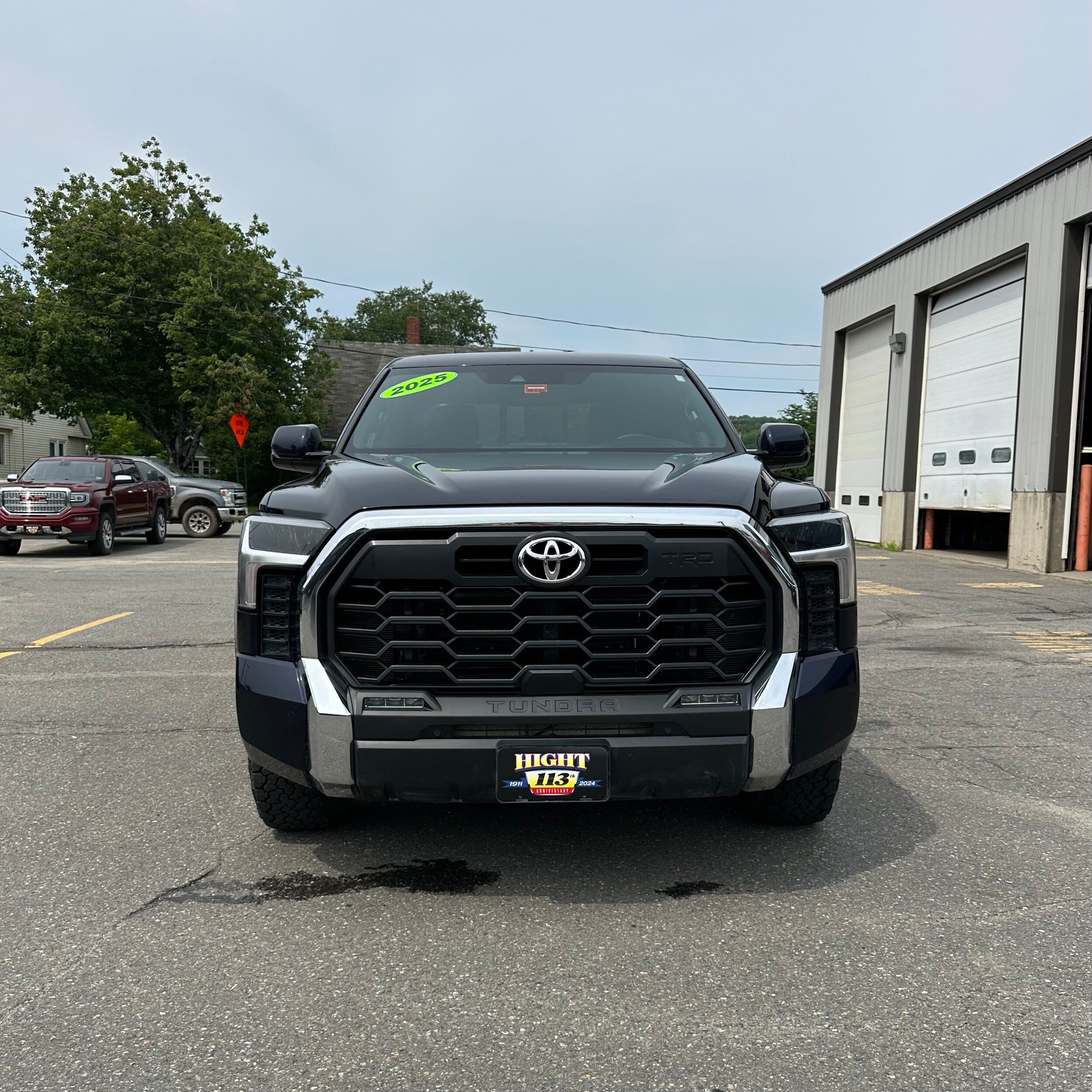 Used 2025 Toyota Tundra SR5 w/ TRD Off-Road Package AWD/4WD image 8