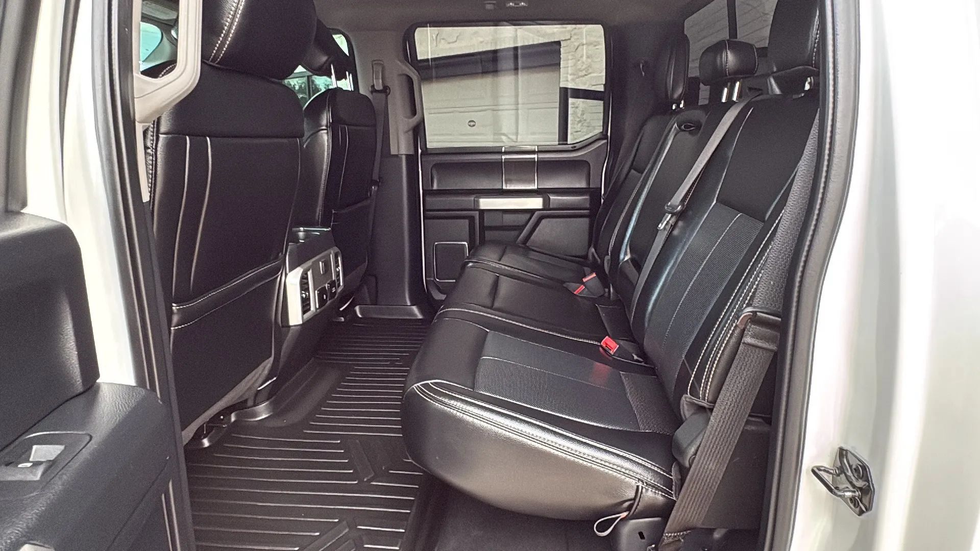 Used 2021 Ford F250 Lariat AWD/4WD image 8