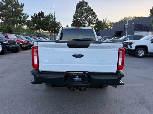 Used 2023 Ford F250 XL w/ FX4 Off-Road Package AWD/4WD image 7