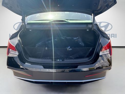 New 2026 Hyundai Elantra Sport FWD image 18